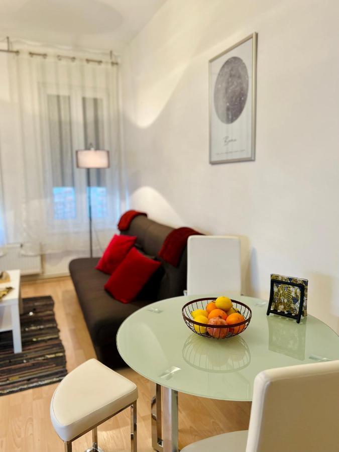 The Downtown Pearl Appartement Zagreb Buitenkant foto